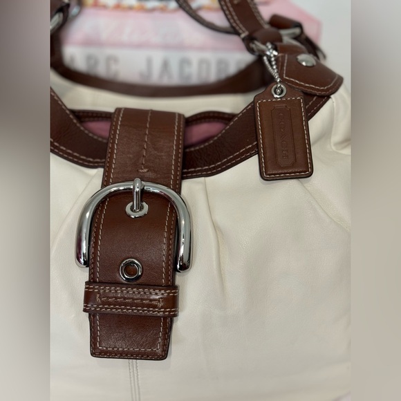 Coach Soho Lynn Hobo in ivory, cognac trim leather & silver-tone hardware - Picture 14 of 15